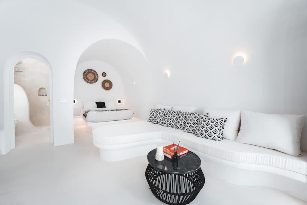 Akri Santorini With Heated Jacuzzi Villa Emporio  ภายนอก รูปภาพ